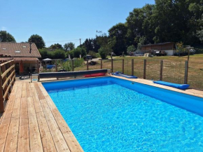 Gite La Vieille Grange, with pool in the Dordogne